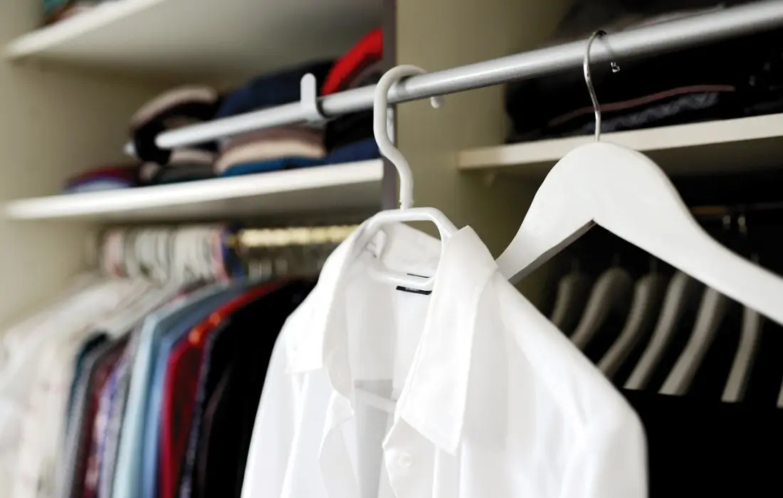 6 въпроса, които да си зададем, когато разчистваме гардероба си